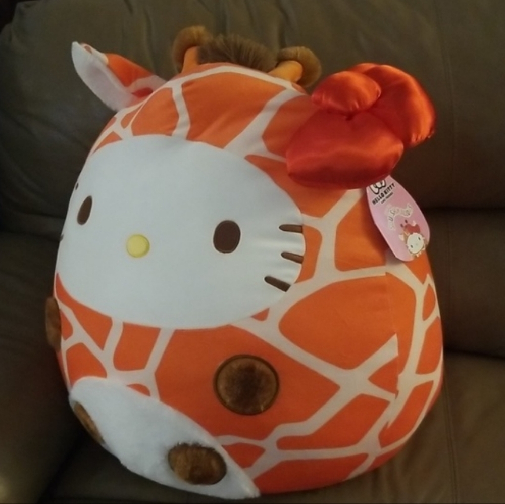 Squishmallows 20" inch Hello Kitty Original Sanrio Plush Giraffe nwt